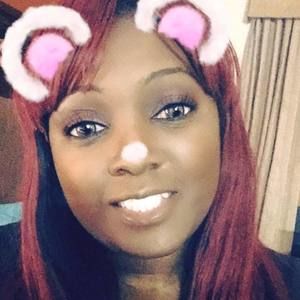 Meet your Posher, Cassandra